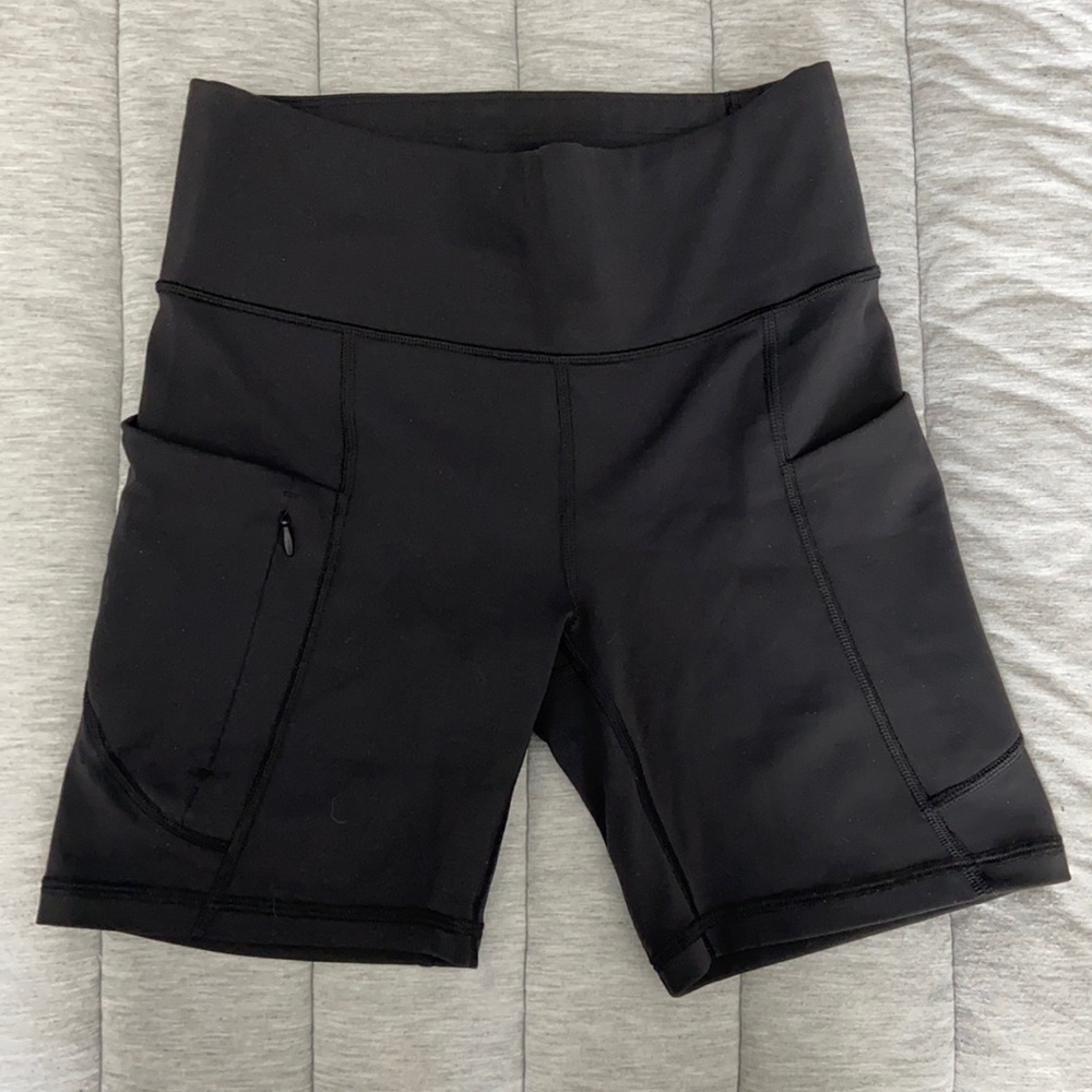 Athleta Bike Shorts with Pockets
